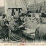 Oyonnax - Industrie du peigne - Le gravage