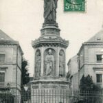 Dijon - Statue St Bernard