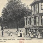 Verneuil - Place Thier - Vieille Maison Normande