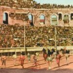 Nîmes - Arènes- Course de Taureaux - Le Paséo