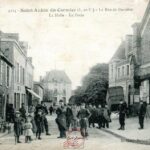 St Aubin du Cormier - Rue de derrière - La Halle- La Poste