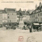 Lons le Saulnier - Statue Général Lecourbe