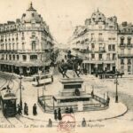 Orléans - Place du Martroi et rue de la République