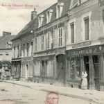 Entrains - Rue du chapeau rouge