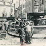 Lagny - Marché place de la fontaine
