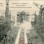 St Nazaire - Lancement du Lorraine - Le Bateau prend possession de son élément