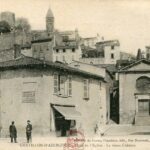 Châtillon d'Azergues - Place de l'église . Le vieux château