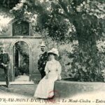 St Cyr au Mont d'Or - Le mont Cindre Entrée de l 'Ermitage