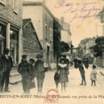 St Martin en Haut - La grande rue prise de la place du Plomb