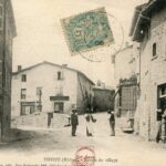 Theizé - Entrée du Village