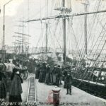 Fécamp - Un jour de départ de Terre Neuviers- Le Grand Quai